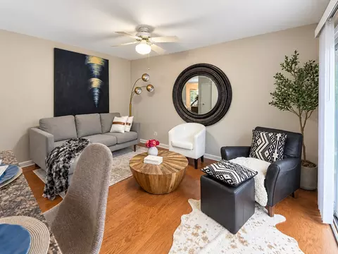 Living - 1401 Knoll Dr, Naperville, IL 60565 photo 5 of 7