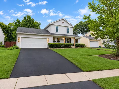 1401 Knoll Dr, Naperville, IL 60565