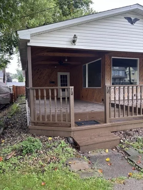 Exterior - 505 W Central Blvd, Kewanee, IL 61443 photo 6 of 9