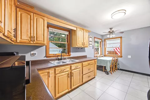 Kitchen - 389 N Commonwealth Ave, Elgin, IL 60123 photo 3 of 3