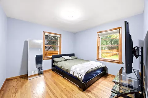 Bedroom - 389 N Commonwealth Ave, Elgin, IL 60123 photo 3 of 6