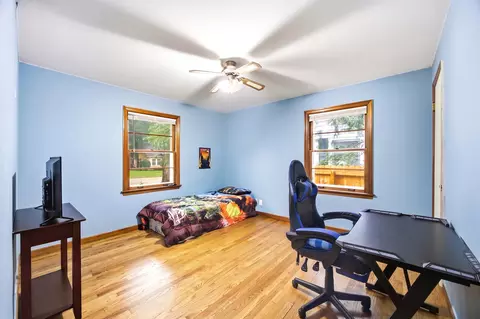 Bedroom - 389 N Commonwealth Ave, Elgin, IL 60123 photo 1 of 6