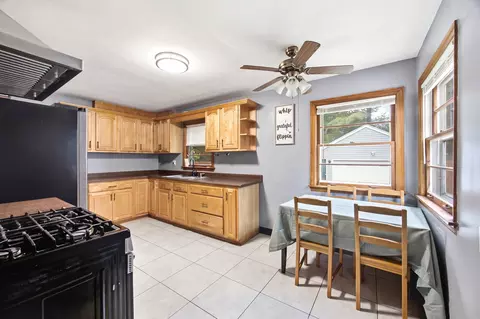 Kitchen - 389 N Commonwealth Ave, Elgin, IL 60123 photo 1 of 3