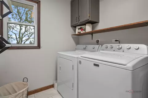 Other - 1502 Sunset Dr, Holiday Hills, IL 60051 photo 6 of 9