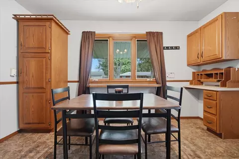 Dining - 912 Parmon Rd, Bloomington, IL 61701 photo 1 of 1