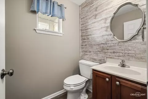 Bath - 1017 Simms Ct, Plano, IL 60545 photo 1 of 4