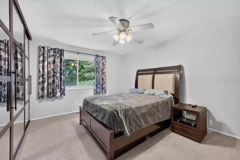 Bedroom - 6 Cypress Sq, Elgin, IL 60123 photo 1 of 5