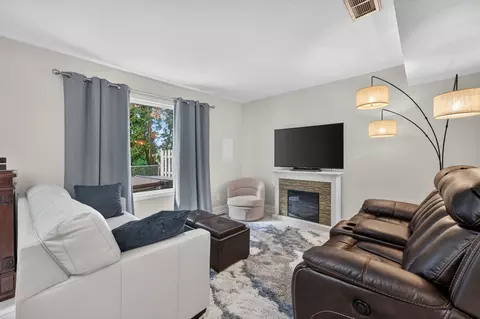 Living - 6 Cypress Sq, Elgin, IL 60123 photo 1 of 1