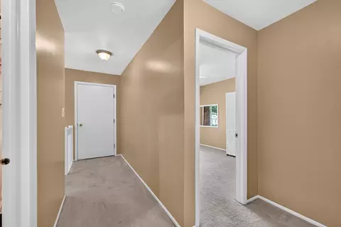 Entry Way - 6 Cypress Sq, Elgin, IL 60123 photo 7 of 7