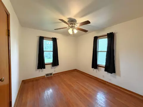 Bedroom - 435 S Cannon Ave, Kankakee, IL 60901 photo 1 of 2