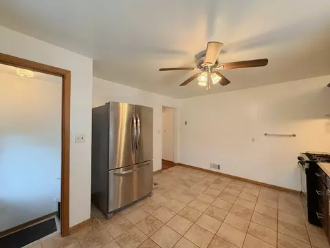 Kitchen - 435 S Cannon Ave, Kankakee, IL 60901 photo 4 of 4