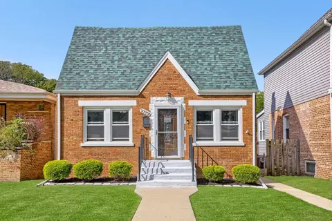 10956 S Saint Louis Ave, Chicago, IL 60655