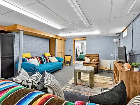 Living - 3536 Bernice Rd, Lansing, IL 60438 photo 5 of 5