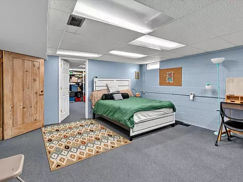 Bedroom - 3536 Bernice Rd, Lansing, IL 60438 photo 8 of 9