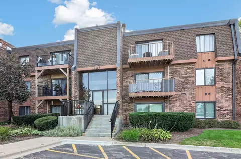 608 Waterford Rd S #3C, Schaumburg, IL 60193