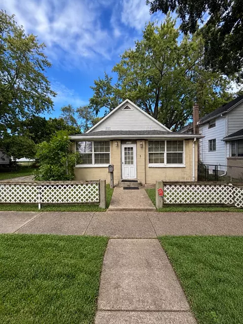1210 W Church St, Urbana, IL 61801