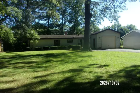 116 N Ford Dr, Ashkum, IL 60911