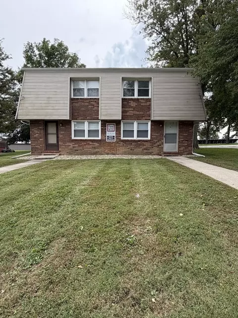 1503 Hovey Ave, Normal, IL 61761 photo 3