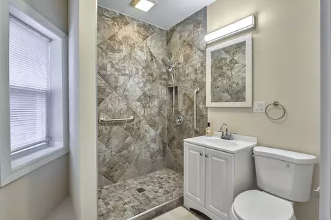 Bath - 4589 S Archer Ave, Chicago, IL 60632 photo 2 of 2