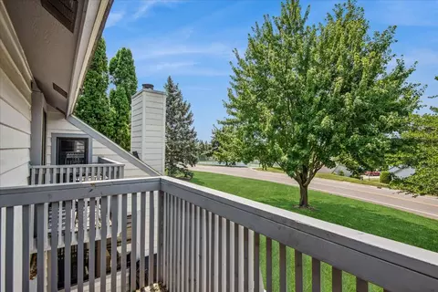 Exterior - 722 Shepard Ct #-, Gurnee, IL 60031 photo 2 of 3
