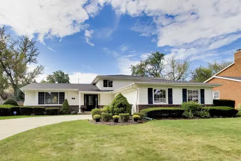 707 E Monterey Rd, Palatine, IL 60074