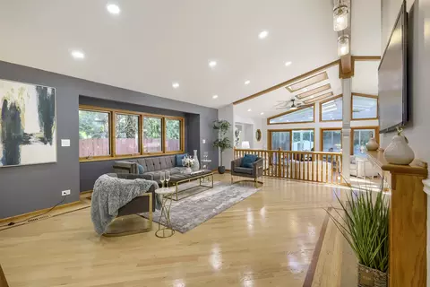 Living - 1325 E Lake Ave, Glenview, IL 60025 photo 1 of 2