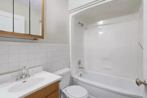 Bath - 3721 13th Ave, Moline, IL 61265 photo 1 of 2