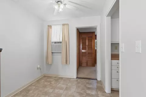 Entry Way - 3721 13th Ave, Moline, IL 61265 photo 2 of 3
