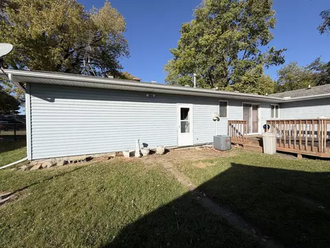 Exterior - 209 W North St, Mclean, IL 61754 photo 8 of 9