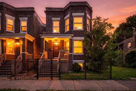 4833 W Gladys Ave, Chicago, IL 60644