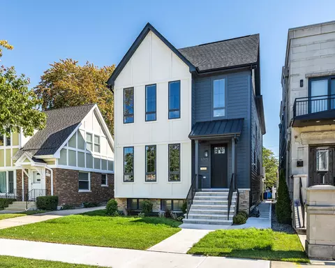 6305 N Keeler Ave, Chicago, IL 60646