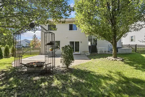 Exterior - 183 Switchgrass Dr, Round Lake, IL 60073 photo 4 of 5