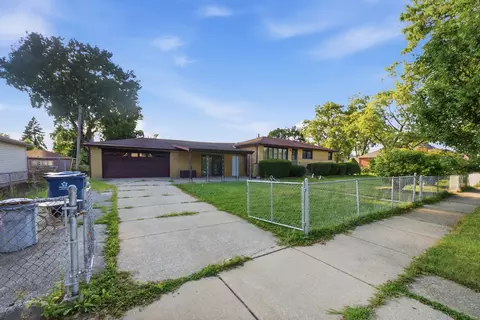 Exterior - 8300 Long Ave, Burbank, IL 60459 photo 4 of 7