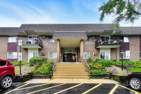 3425 83rd St #D18, Woodridge, IL 60517