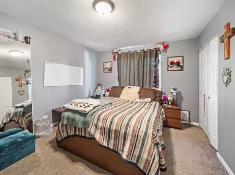 Bedroom - 1766 Newbridge Cir, Elgin, IL 60123 photo 4 of 7