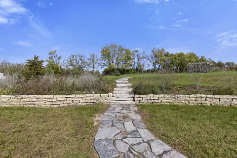 Exterior - 14949 Saunders Rd, Pecatonica, IL 61063 photo 13 of 15