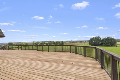 Exterior - 14949 Saunders Rd, Pecatonica, IL 61063 photo 9 of 15
