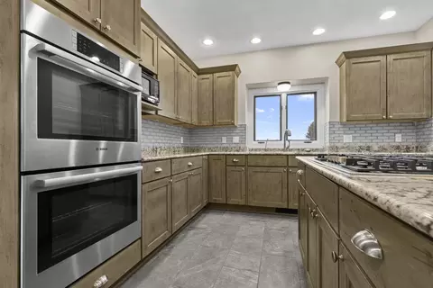 Kitchen - 14949 Saunders Rd, Pecatonica, IL 61063 photo 1 of 10