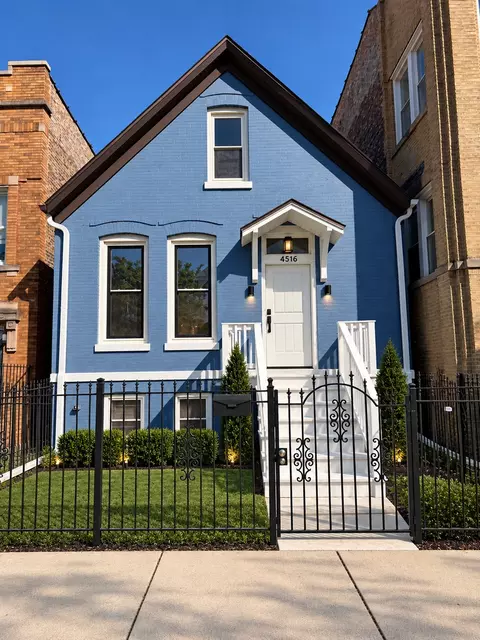 4516 W Van Buren St, Chicago, IL 60624