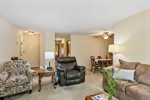 Living - 3 Creekside Cir #B, Elgin, IL 60123 photo 3 of 3