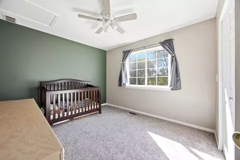 Bedroom - 11020 Cape Cod Ln, Huntley, IL 60142 photo 2 of 4