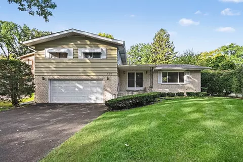 940 Ridgeland Ave, Mundelein, IL 60060