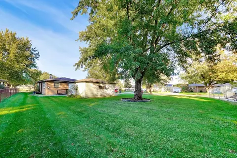 Exterior - 16242 Oxford Dr, Markham, IL 60428 photo 3 of 5