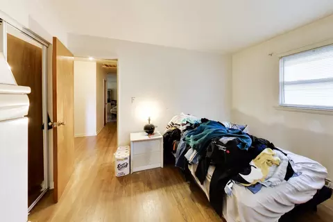 Bedroom - 16242 Oxford Dr, Markham, IL 60428 photo 4 of 6