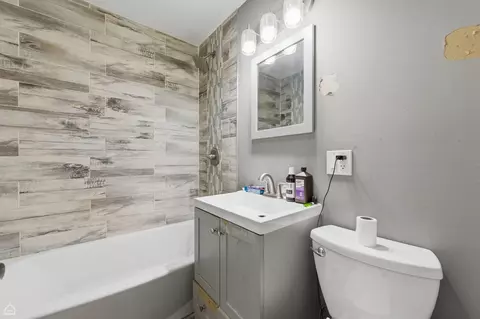Bath - 2837 E 127th St, Chicago, IL 60633 photo 1 of 1
