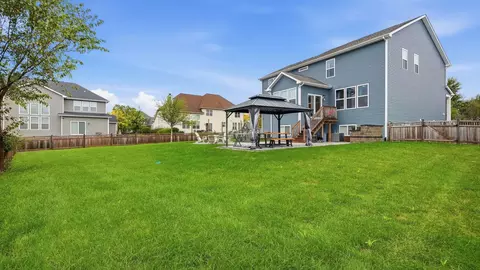 Exterior - 27109 Rustic Wood Ln, Plainfield, IL 60585 photo 4 of 4