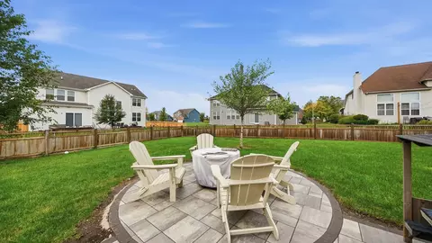 Exterior - 27109 Rustic Wood Ln, Plainfield, IL 60585 photo 2 of 4
