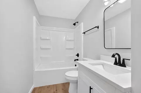 Bath - 309 N Towanda Ave, Normal, IL 61761 photo 1 of 2