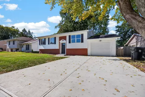 Exterior - 309 N Towanda Ave, Normal, IL 61761 photo 9 of 10