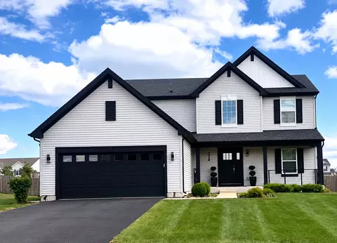 536 Warbler Ln, Yorkville, IL 60560